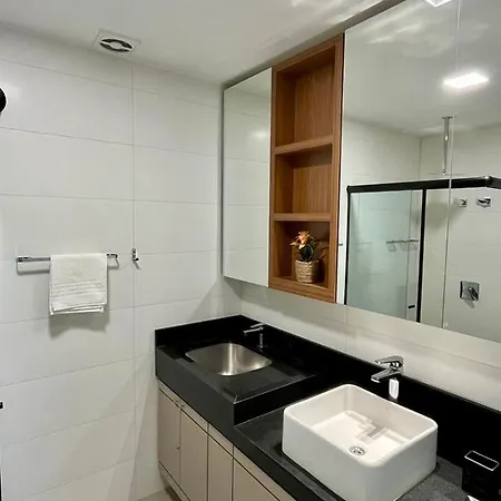 Estudio Amplo C/ Quarto Privativo E Cama Super King Campo Grande  Exterior photo